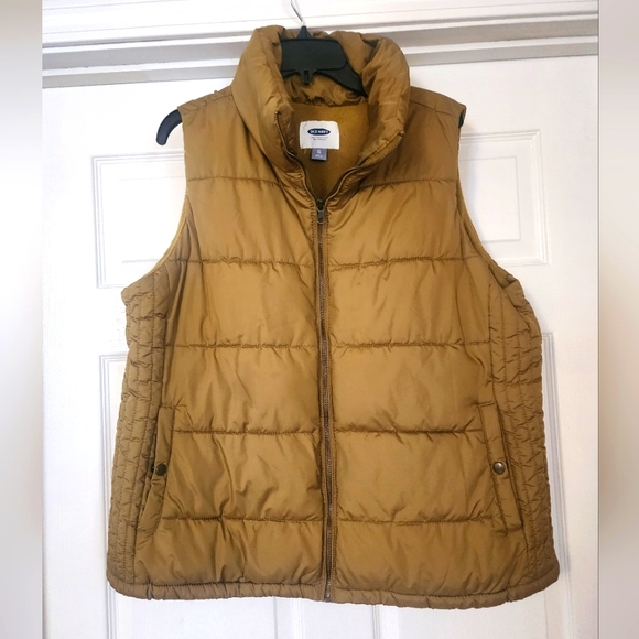 Old Navy Other - Gold X-Large Tall Old Navy Puffer Vest.